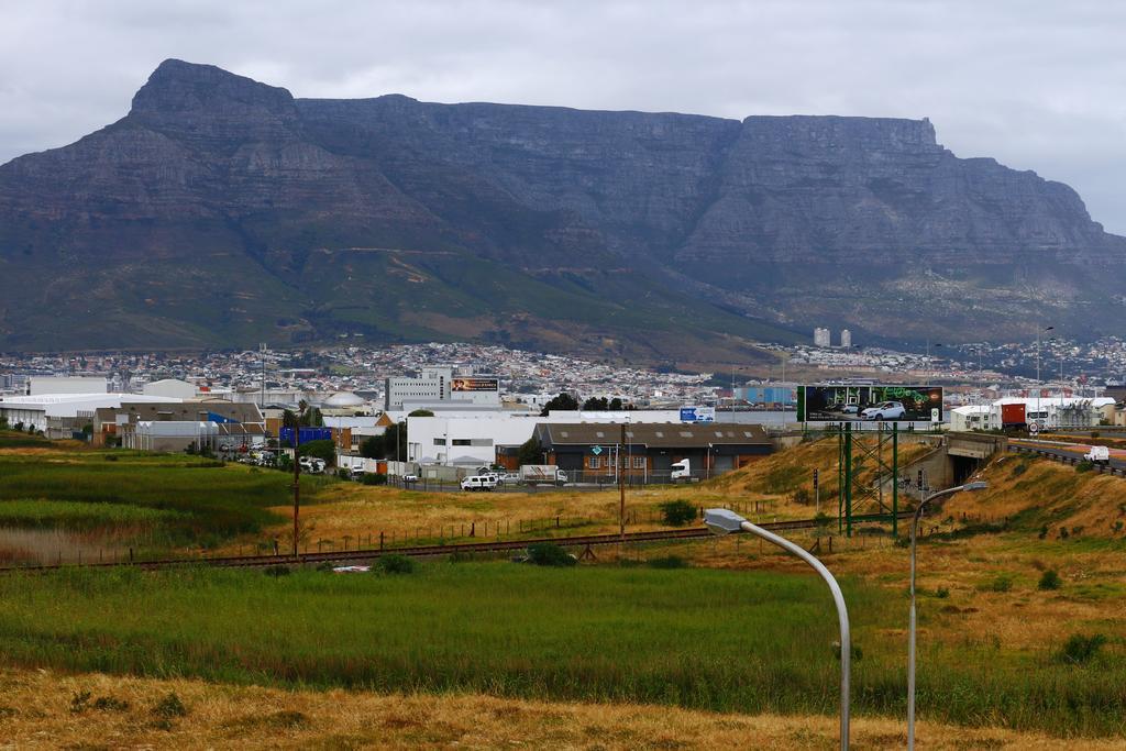 Westward Ho Apartment 13 Cape Town Exterior photo